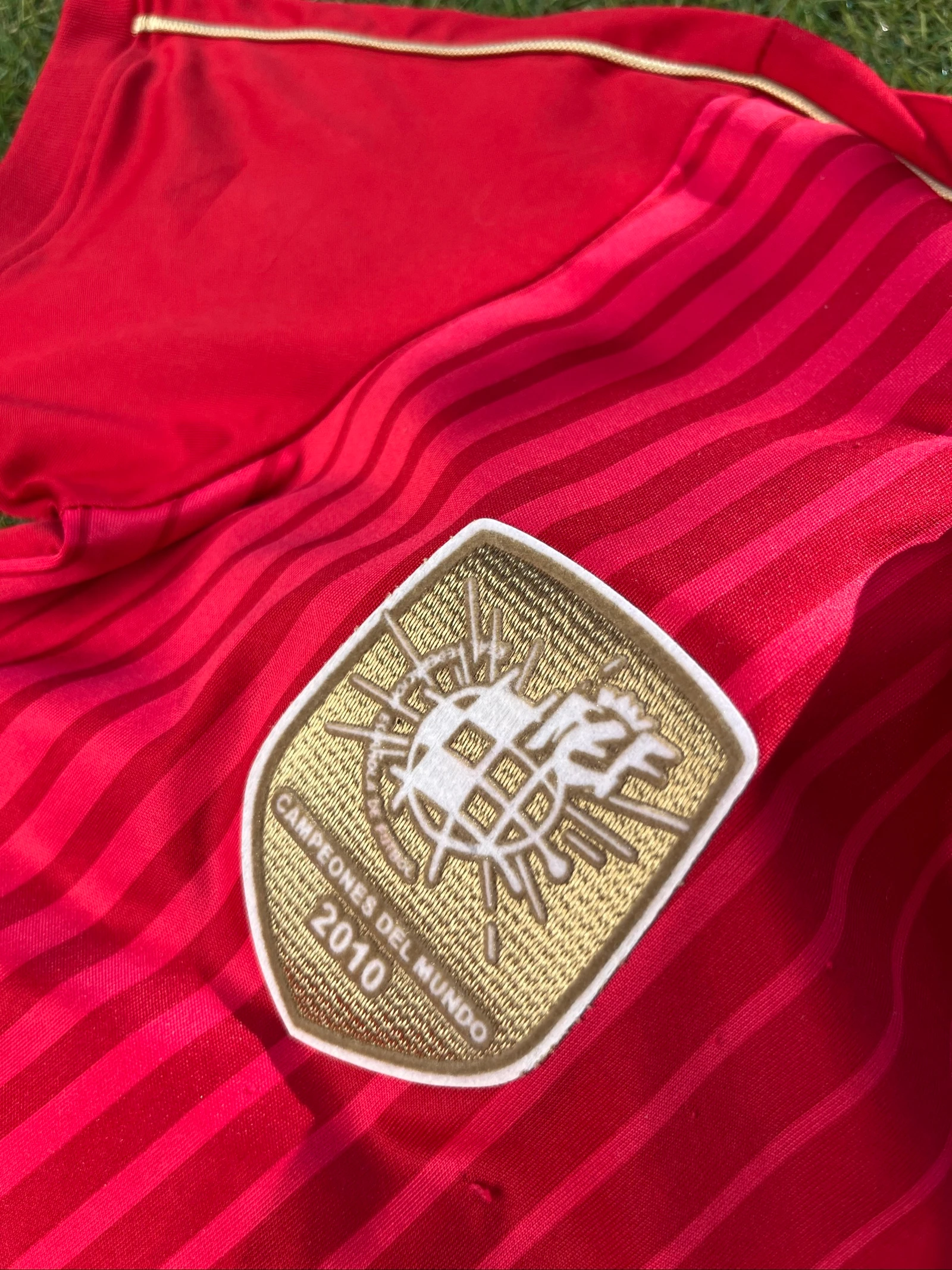 Camiseta Espanha | Campeões do Mundo 2010 | Vermelha | Tamanho 12 anos – photo 6